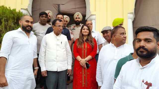 केंद्रीय मंत्री सोम प्रकाश कैंथ ने किया नगर निगम फगवाड़ा का दौरा
