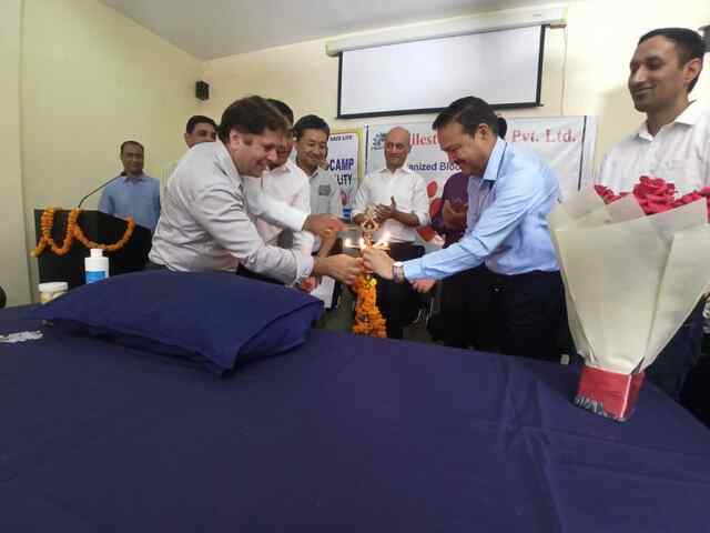 माईल स्टोन गियर कंपनी में लगा रक्तदान शिविर