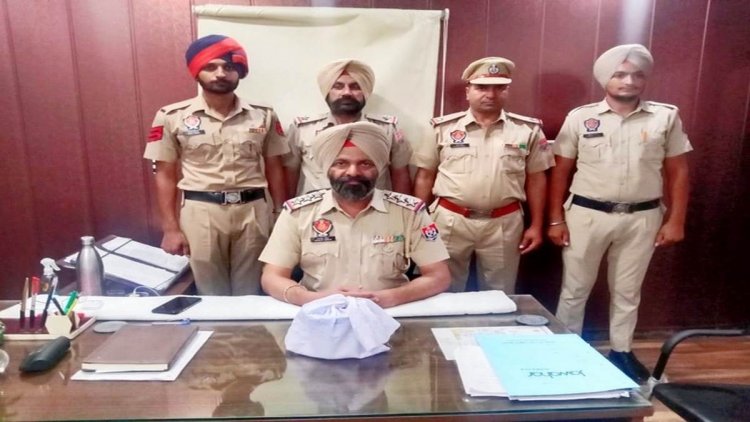 पंजाबी गायक चमकीला का बेटा अफीम सहित गिरफ्तार….