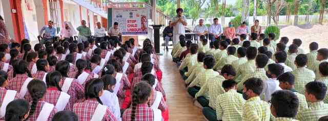 स्कूली बच्चों को बाल श्रम उन्मूलन पर किया जागरूक