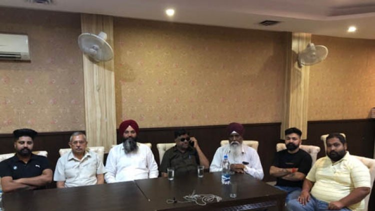 ਐਮਰਜੈਂਸੀ ਲਗਾ ਕੇ ਕਾਂਗਰਸ ਨੇ ਸੱਚ ਦਾ ਘੁੱਟਿਆ ਸੀ ਗਲਾ ਅਤੇ ਕੀਤਾ ਸੀ ਲੋਕਤੰਤਰ ਦਾ ਘਾਣ: ਰਣਜੀਤ ਖੋਜੇਵਾਲ, ਅਗਰਵਾਲ, ਯੱਗ ਦੱਤ