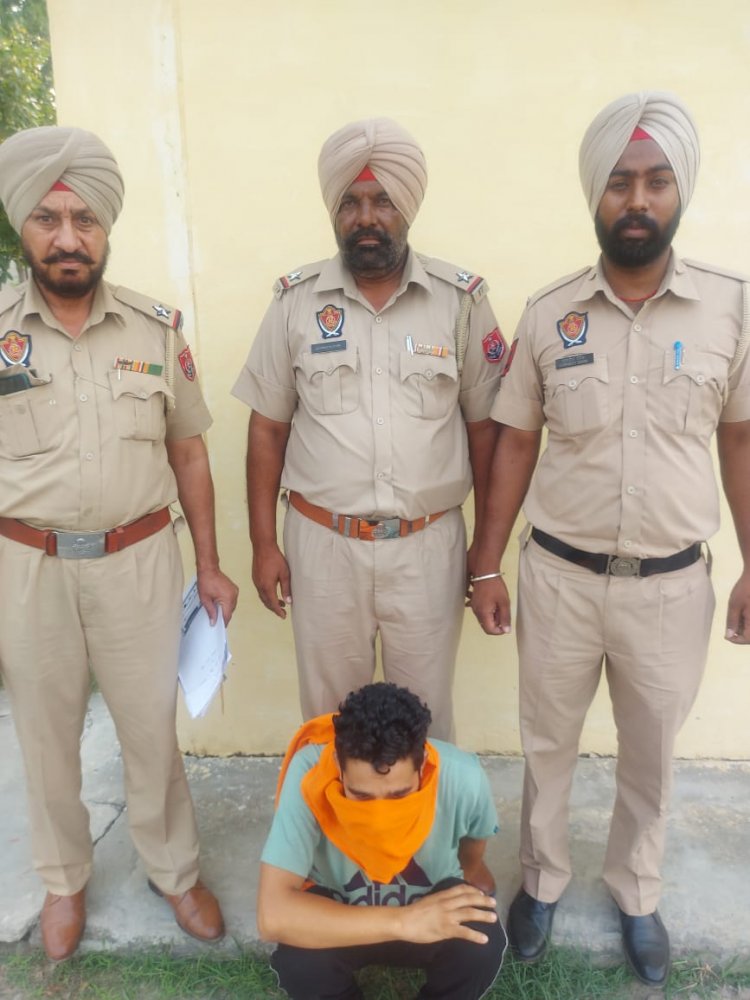 जालंधरः अवैध शराब सहित तस्कर और वांछित आरोपी गिरफ्तार