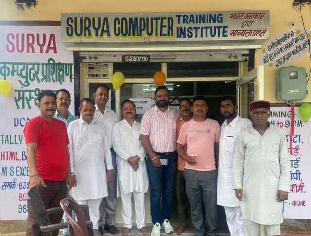 युवाओं को स्वरोजगार की ओर बढ़ाना होगा कदम: नामदेव
