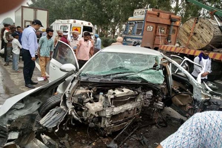 जालंधरः मशहूर नगीना पंसारी के 3 सदस्यों की सड़क हादसे में मौत, वैष्णों देवी जा रहा था परिवार