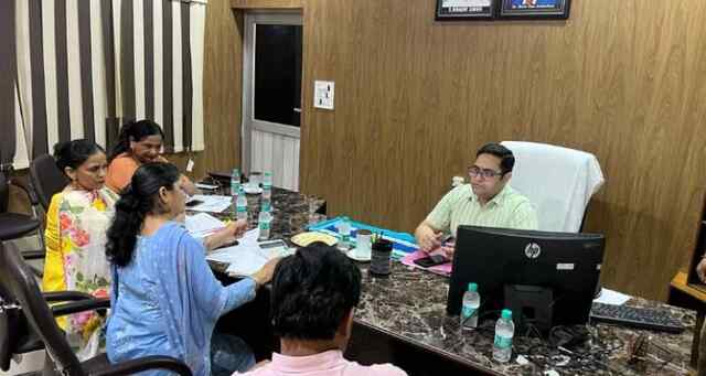 चेयरपर्सन नगर सुधार ट्रस्ट ने भविष्य की जरूरतों को देखते हुए आवास योजना तैयार करने के दिए आदेश