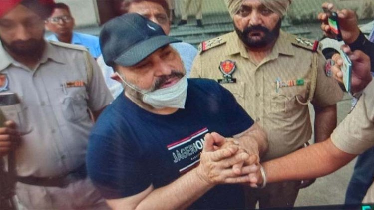 जालंधरः कोर्ट से बाहर आकर अभिनेता राणा जंग बहादुर ने मांगी माफी, जाने क्या कहा