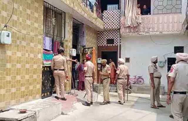 पंजाबः नशे के खिलाफ पुलिस ने की रेड