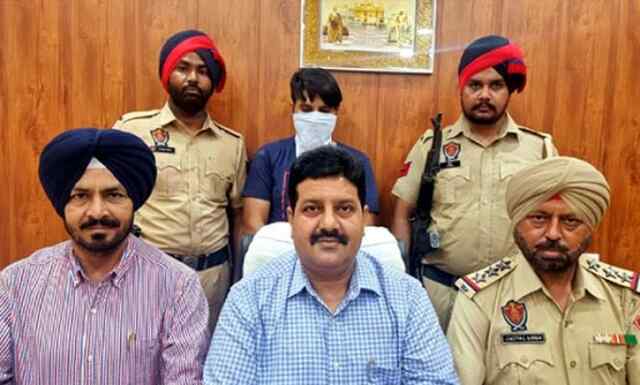 पंजाबः करोड़ों की हेरोइन सहित आरोपी गिरफ्तार