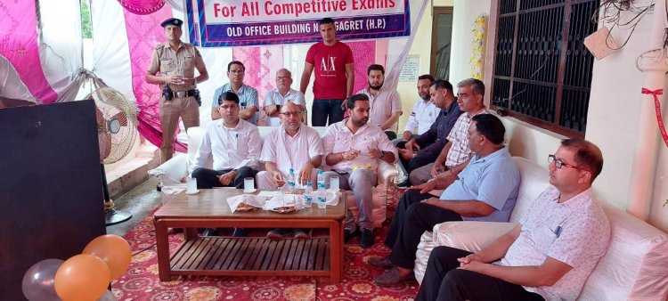 विधायक राजेश ठाकुर ने गगरेट में किया पुस्तकालय व सिलाई प्रशिक्षण केंद्र का लोकार्पण