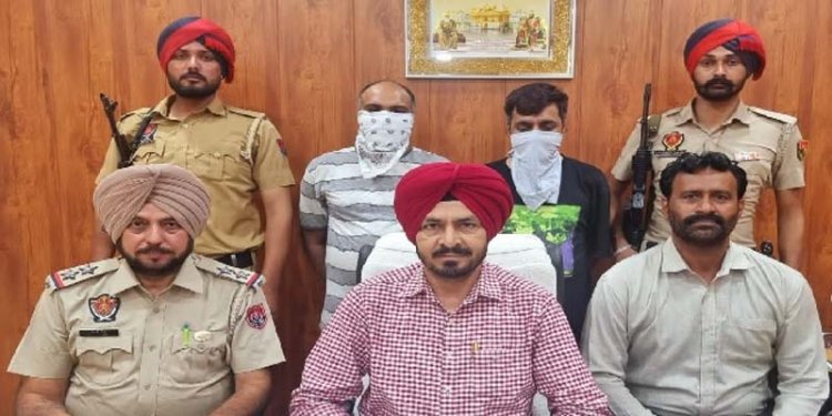 पंजाबः करोड़ों की हेरोइन सहित 2 तस्कर गिरफ्तार