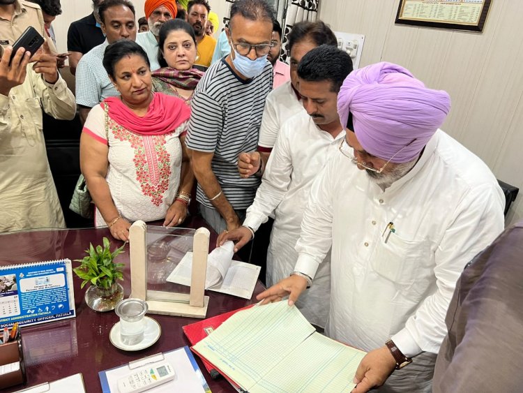 पंजाबः सेहत मंत्री चेतन सिंह जोड़ेमाजरा ने अस्पताल में मारा छापा