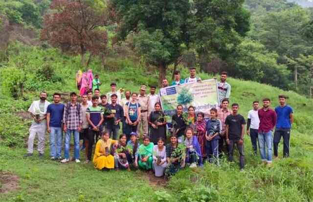 अभाविप इकाई बगाणा ने किया पौधारोपण