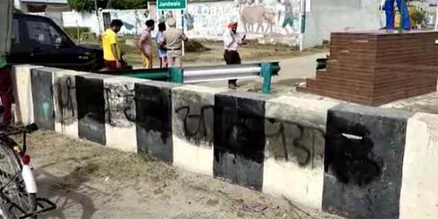 पंजाबः शहीद भगत सिंह के बुत के पास लिखे मिले खालिस्तानी 
