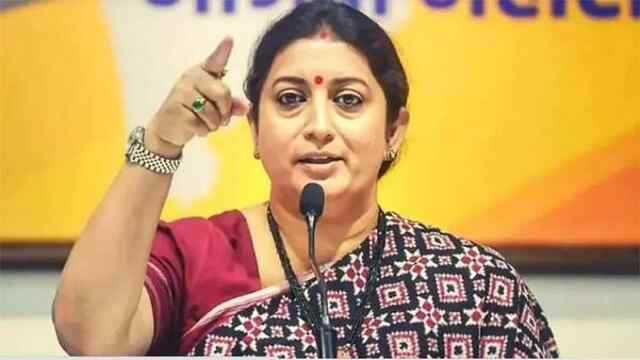 स्मृति ईरानी की बेटी को रेस्तरां चलाने के मामले में कांग्रेस ने घेरा