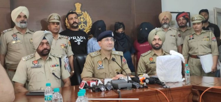 पंजाबः एम्बुलेंस में अफीम की स्मगलिंग, 8 किलो अफ़ीम सहित 3 गिरफ्तार….