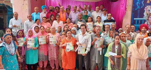 सतपाल सिंह सत्ती ने 267 व्यक्तियों को प्रदान किए पेंशन के स्वीकृति पत्र