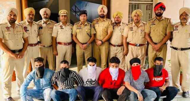 ਜਲੰਧਰ: ਅਸਲੇ ਅਤੇ ਹਥਿਆਰਾਂ ਸਮੇਤ 6 ਦੋਸ਼ੀ ਗ੍ਰਿਫਤਾਰ