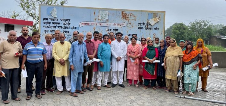 प्रो. राम कुमार ने 542 लाभार्थियों को वितरित किए पैन्शन स्वीकृति पत्र