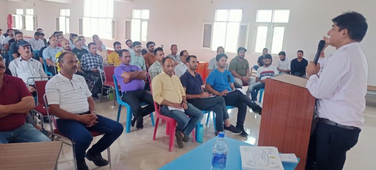 वोकेशनल ट्रेनरों के लिए खड्ड में आयोजित प्रशिक्षण शिविर सम्पन्न