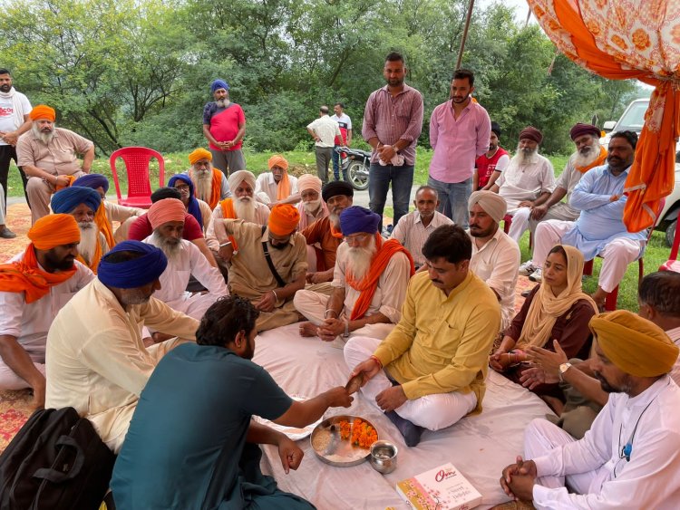 प्रो. राम कुमार ने 8 करोड़ से बनने वाले धार्मिक कॉरिडोर का किया शिलान्यास