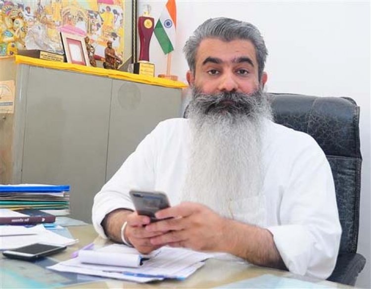 पंजाबः टेंडर घोटाला मामला, पूर्व कैबिनेट मंत्री आशु की बड़ी मुश्किलें, विजिलेंस ने मंत्री के पीए को किया नामजद 