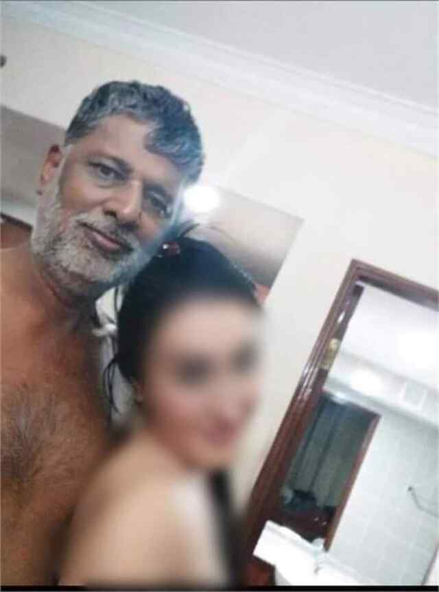 ओलंपिक संघ के सचिव की आपत्तिजनक तस्वीरें वायरल…..