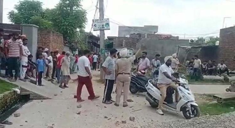 पंजाबः दो पक्षों में हुई खूनी झड़प, चले ईंट-पत्थर, कई घायल
