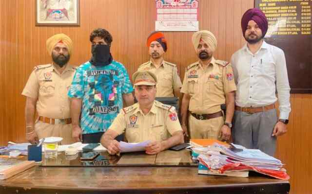 जालंधरः अवैध पिस्टल और 6 जिंदा कारतूस सहित एक गिरफ्तार