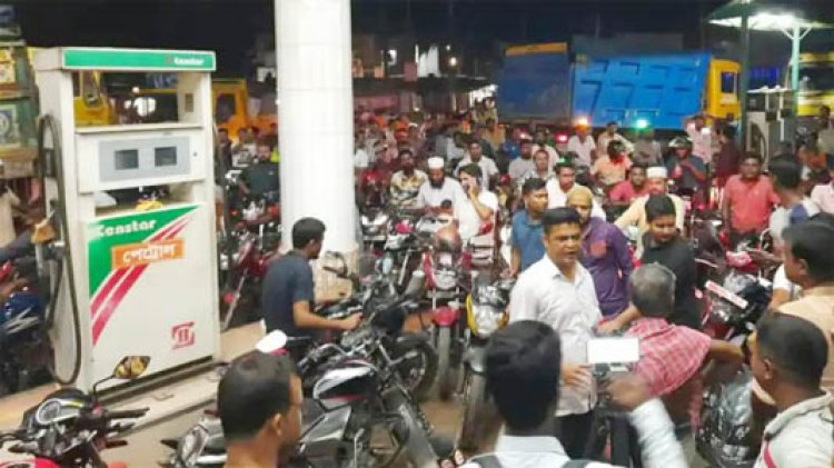 भारत के इस पड़ोसी देश में गहराया आर्थिक संकट…