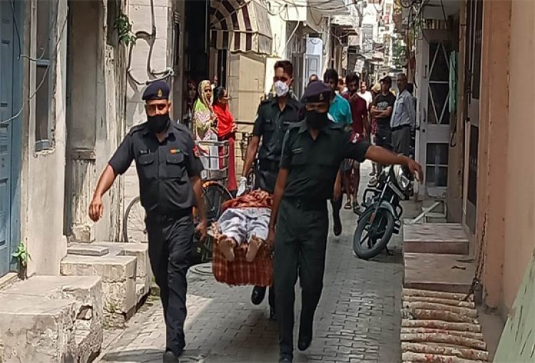 जालंधरः सफाई करते समय छत से गिरी रिटायर्ड फौजी की पत्नी, मौत