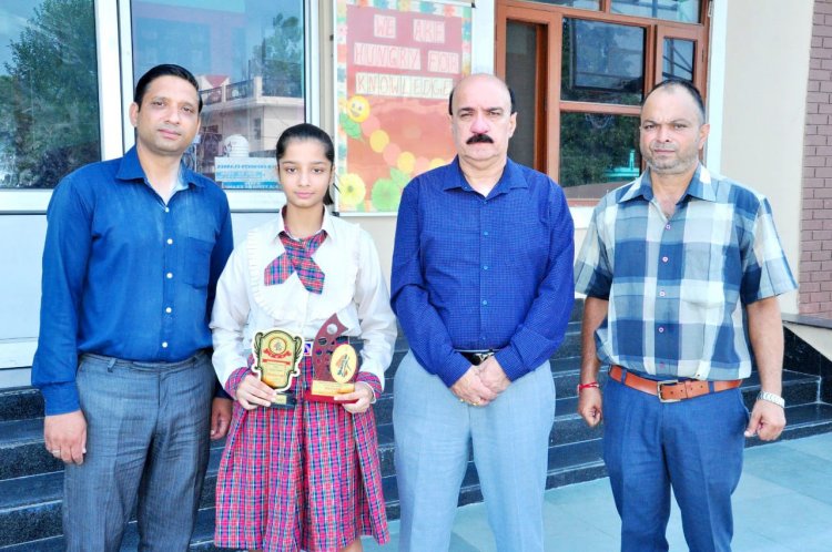 डीएवी सेनटेनरी पब्लिक स्कूल की छात्रा को मिला उपविजेता का खिताब