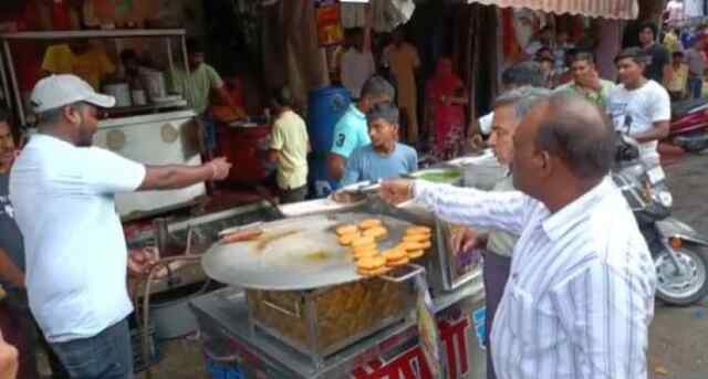 जालंधरः शेखा बाजार में तहबाजारी की कार्रवाई, बिट्टू परदेसी का सामान उठाकर लेकर गई टीम, देखें वीडियो