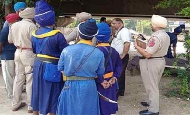 पंजाबः दिन दिहाड़े तेजधार हथियारों से अज्ञात युवकों ने की निहंग सिंह की हत्या, जांच में जुटी पुलिस