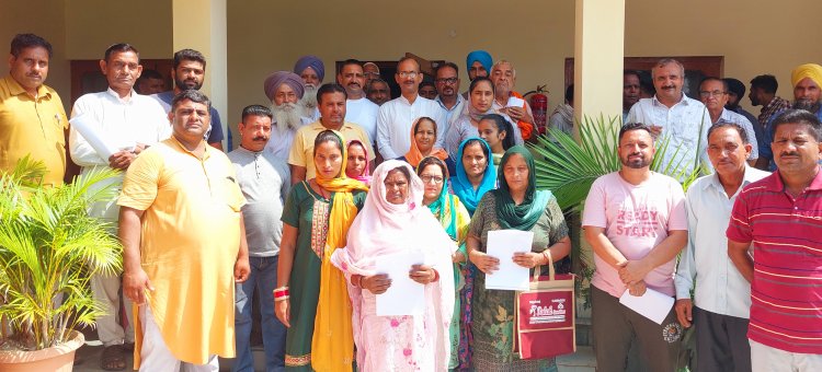 सत्ती ने मुख्यमंत्री राहत कोष से 30 परिवारों को प्रदान की 7 लाख की आर्थिक सहायता