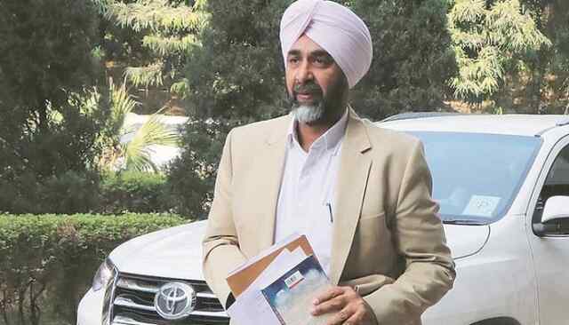 पंजाबः कांग्रेस के पूर्व मंत्री मनप्रीत बादल की बढ़ी मुश्किलें, इस घोटाले के आरोप में विजिलेंस ने शुरू की कार्रवाई
