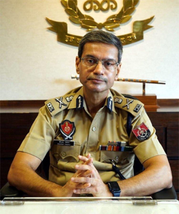 पंजाबः इस राज्य से भारी मात्रा में हथियार सहित दो आरोपी गिरफ्तार, DGP ने दी जानकारी