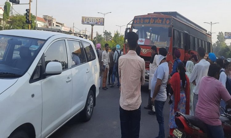 पंजाबः एक्शन में आया RTA विभाग, बस और टिप्परों सहित 18 वाहनों पर की कार्रवाई, 9 वाहन किए जब्त