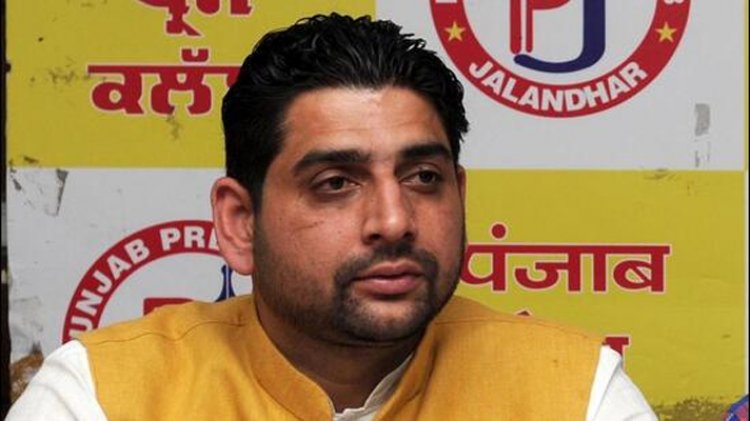 जालंधरः आप विधायक शीतल अंगुराल ने तैयारी के साथ किया स्टिंग, यही बनेगा सबूत