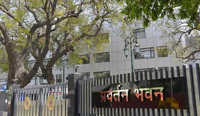 देश भर में ईडी ने 40 ठिकानों पर मारे छापे