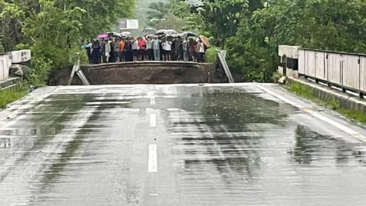 आसमान से बरस रही आफत,  दो की मौत
