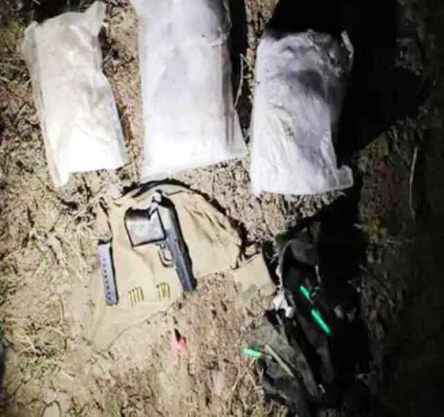 भारत-पाकिस्तान सीमा से 21 करोड़ की हीरोइन की बरामद
