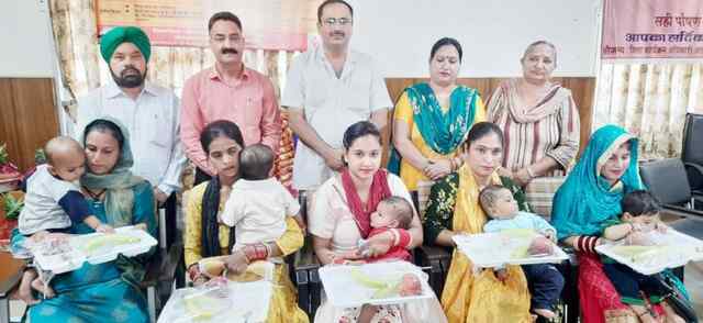 महिलाओं को पोषण माह तथा संवैधानिक अधिकारों बारे किया जागरुक