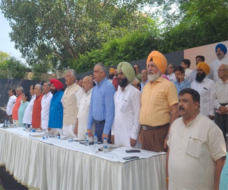 जालंधर में भाजपा ने सजाई डमी विधानसभा, सुनील जाखड़ सहित ये नेता मौजूद