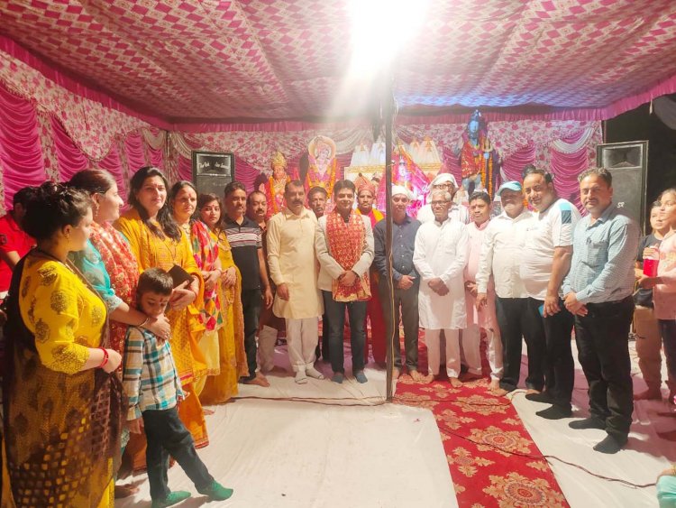 मां दुर्गा महिला संकीर्तण मंडली द्वारा जागरण व भंडारे का आयोजन