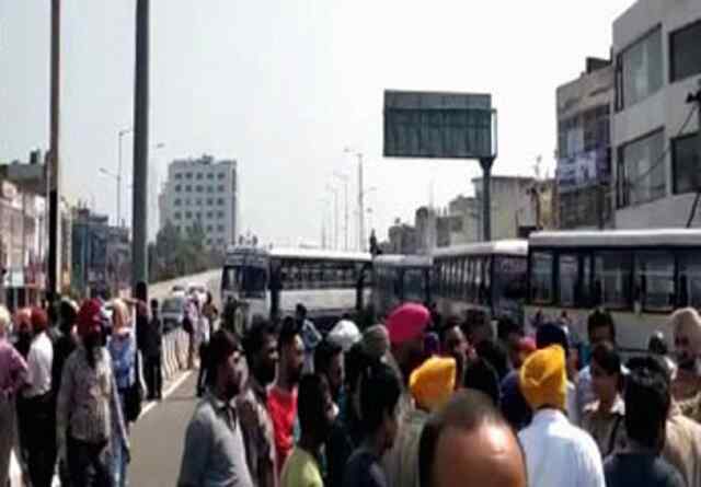 पंजाबः PRTC और PUNBUS के मुलाजिमों ने इस हाईवे को किया जाम 