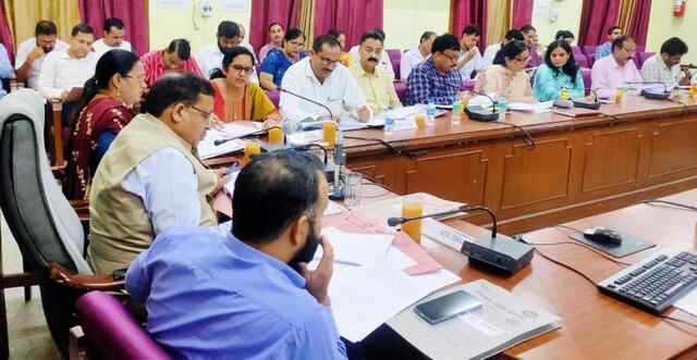 जिला ऊना में अब 61,312 को मिलेगी सामाजिक सुरक्षा पेंशनः वीरेंद्र कंवर