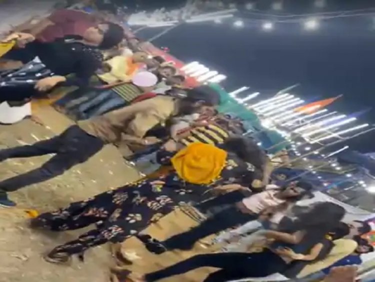 पंजाबः दहशरे के मेले में मामूली विवाद को लेकर हुए एक-दूसरे के खून के प्यासे, जमकर चले लात घूसे