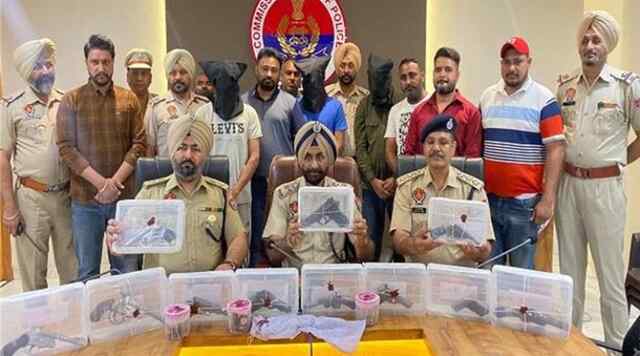जालंधरः स्पेशल ऑपरेशन यूनिट की पुलिस ने इस गैंग 3 सदस्यों को किया गिरफ्तार, भारी मात्रा में हथियार बरामद