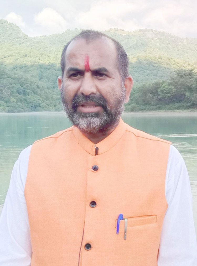 महिलाएं 13 अक्टूबर को करें करवा चौथ का व्रत: पंडित डोगरा