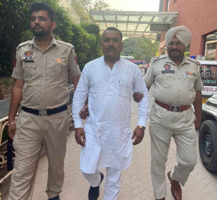 जालंधरः बीजेपी नेता प्रदीप खुल्लर को पुलिस ने हिरासत लिया में